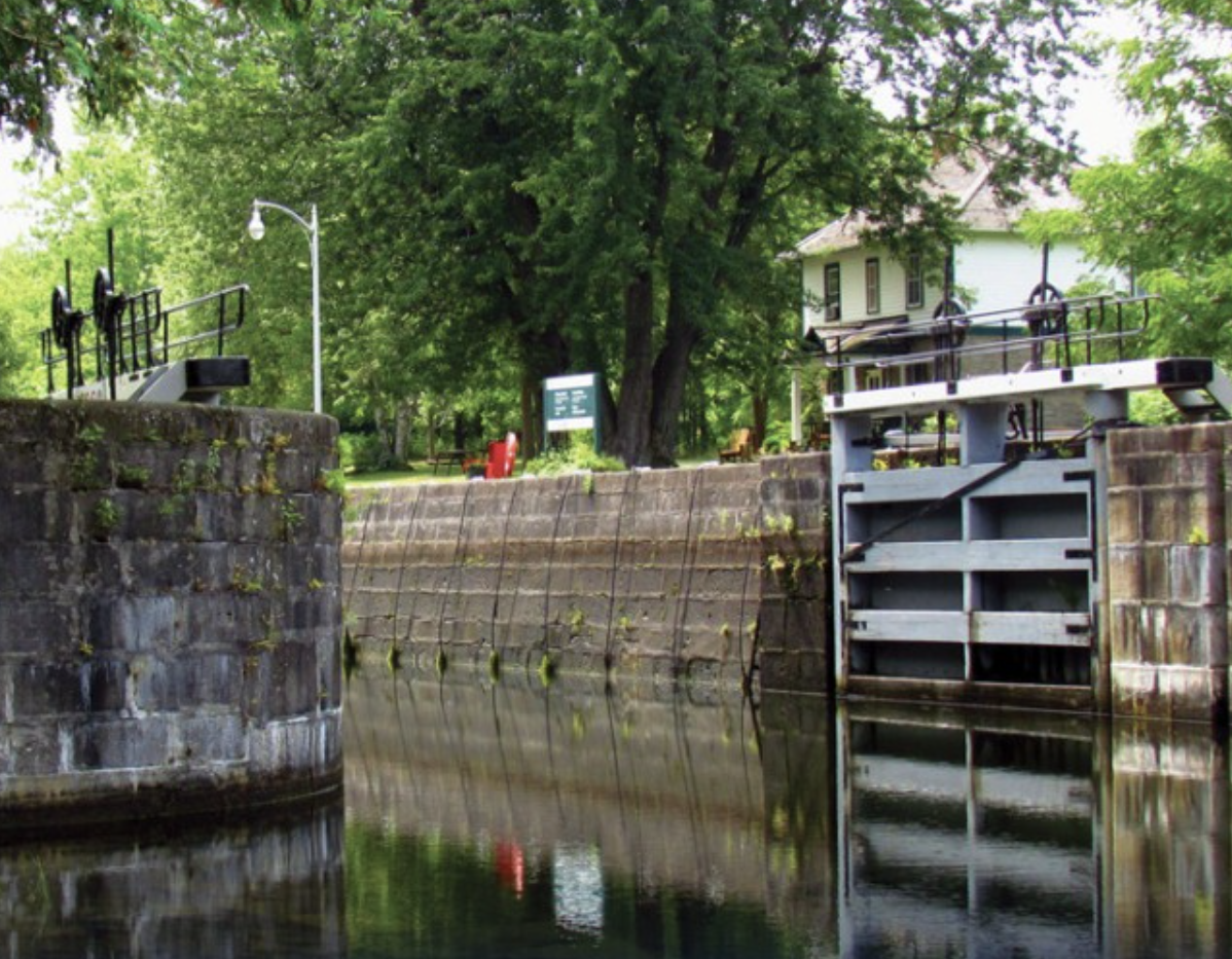 River Locks, navigating locks, the waterway guide