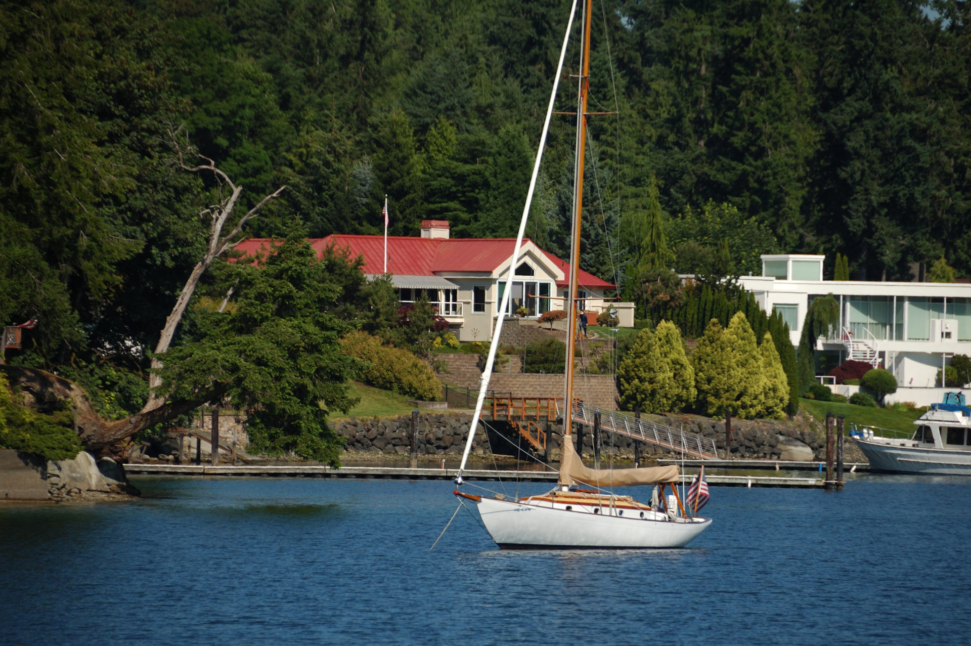Wollochet Bay is lined with homes, but is still a good anchorage.