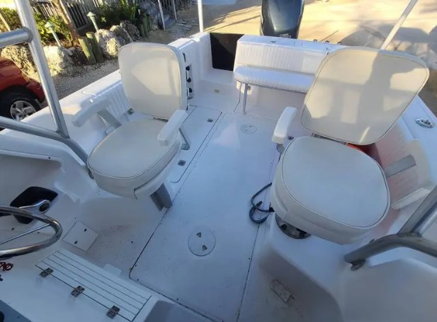 Captain's chairs