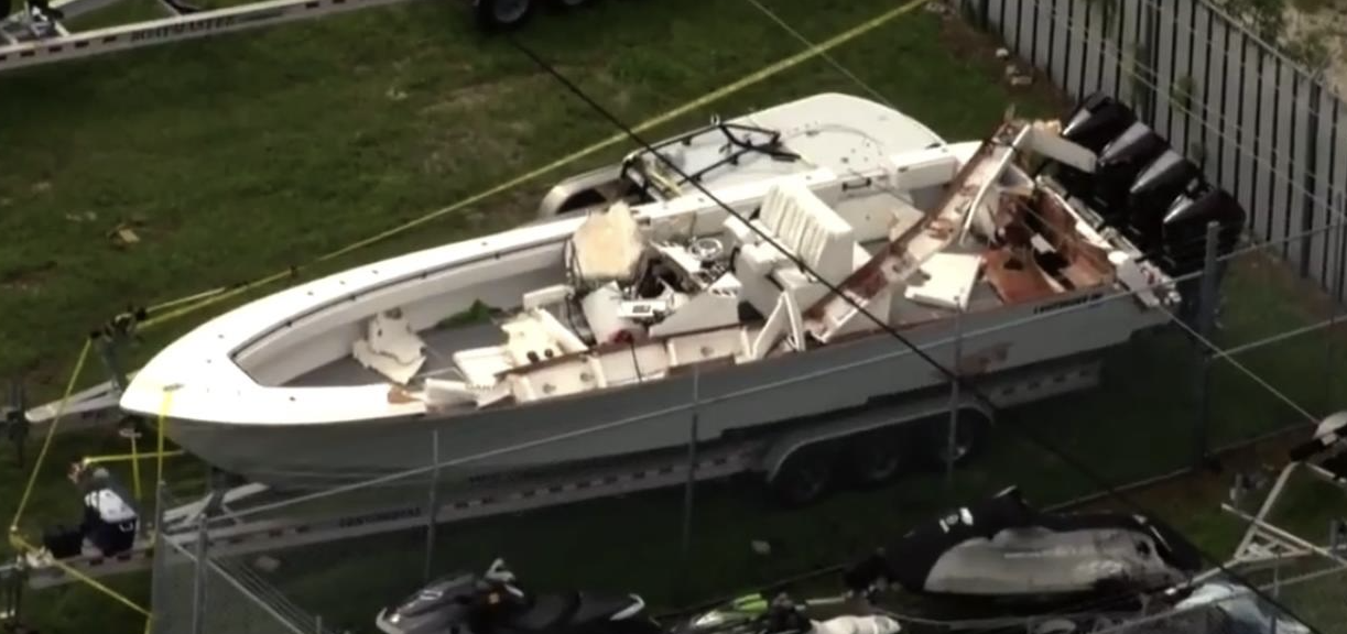 Accidents, Boat Wrecks, MOB, Crew Save, USCG, Sailors Stranded, Left at Sea