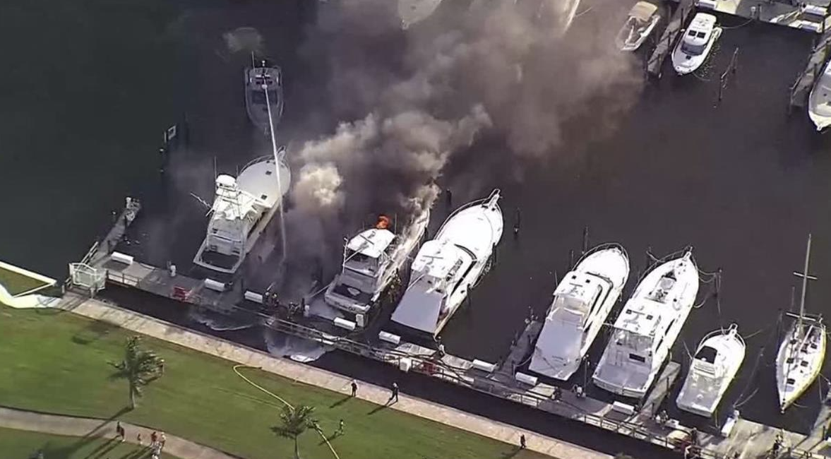 Accidents, Boat Wrecks, MOB, Crew Save, USCG, Sailors Stranded, Left at Sea