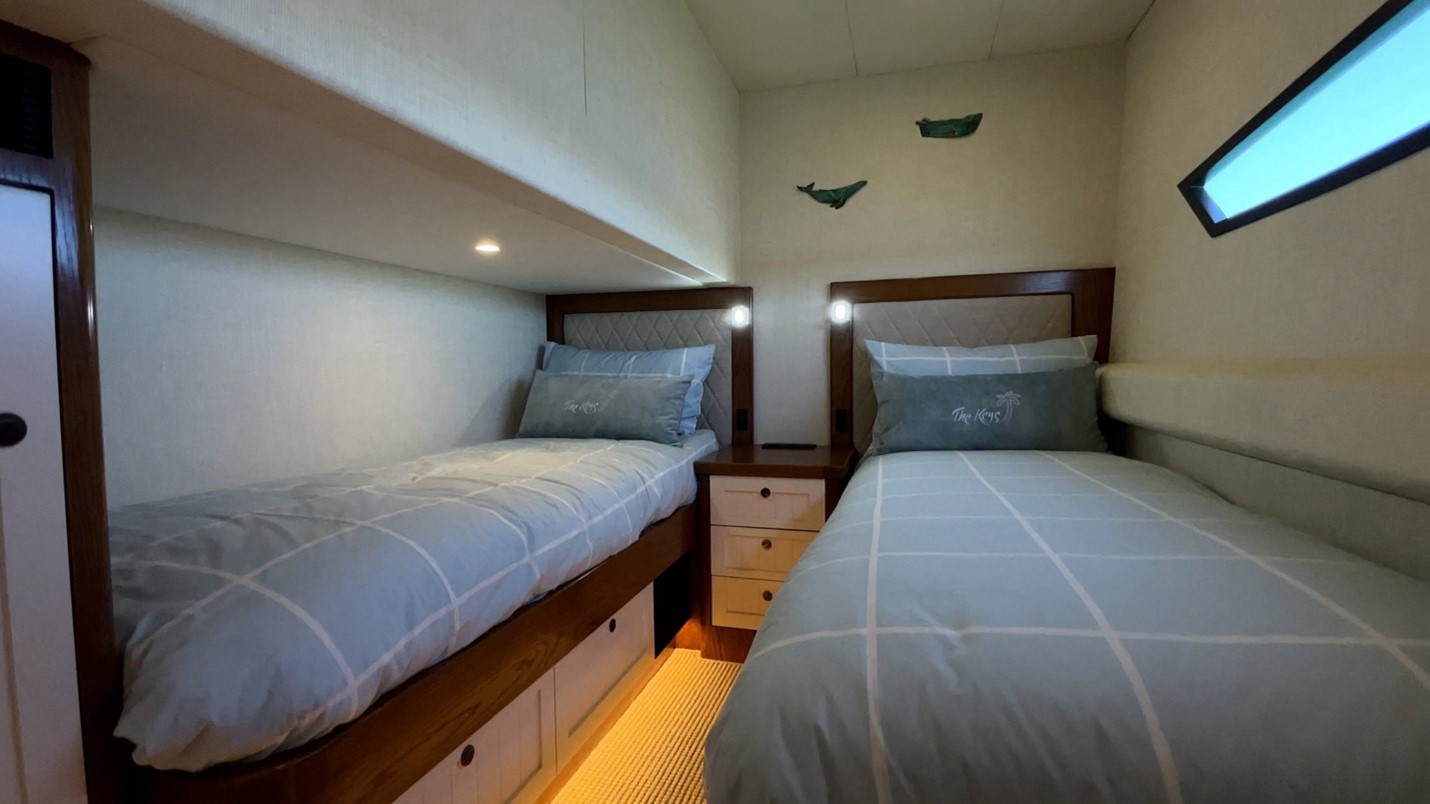 Valder Yachts, The Keys - double berth stateroom