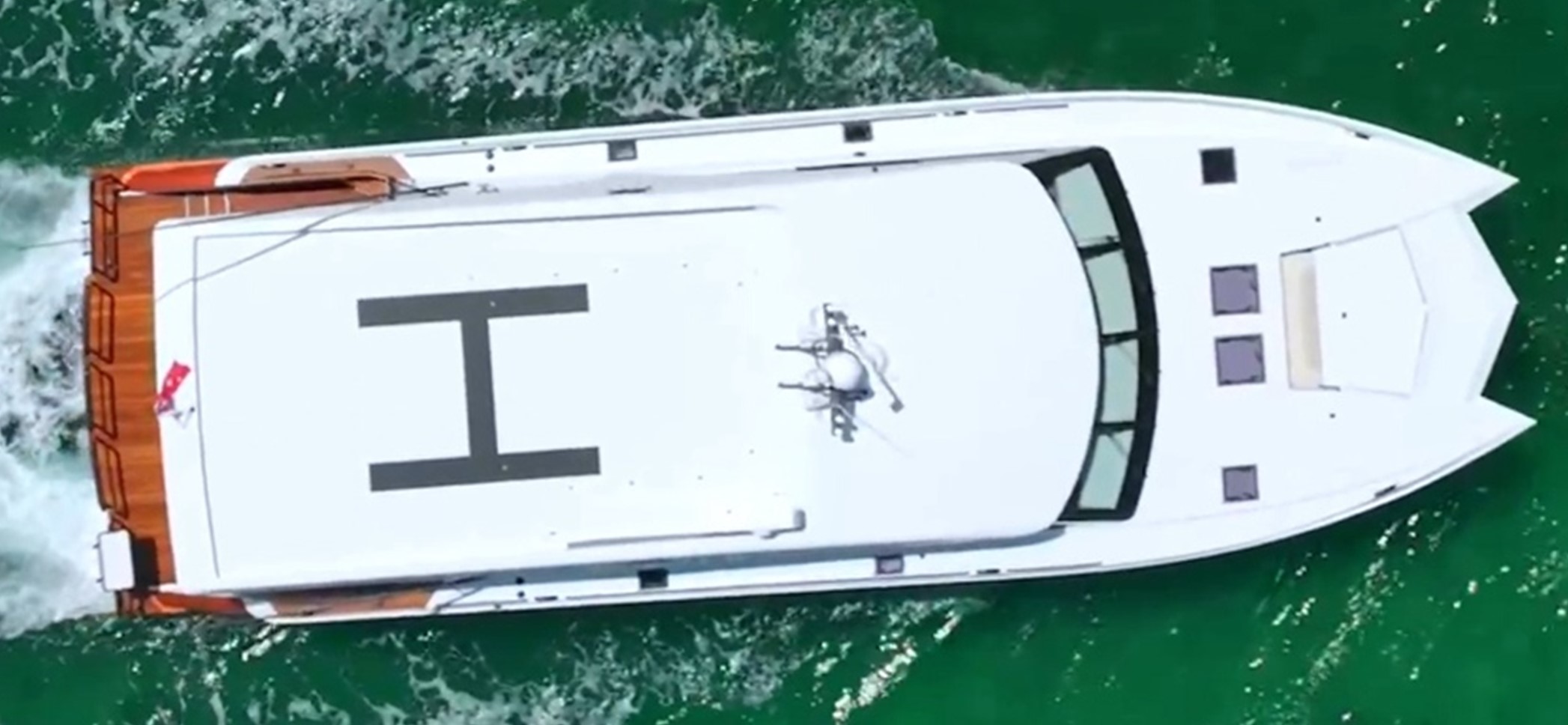 Valder Yachts, The Keys - Top Deck and Forward Sun Pad