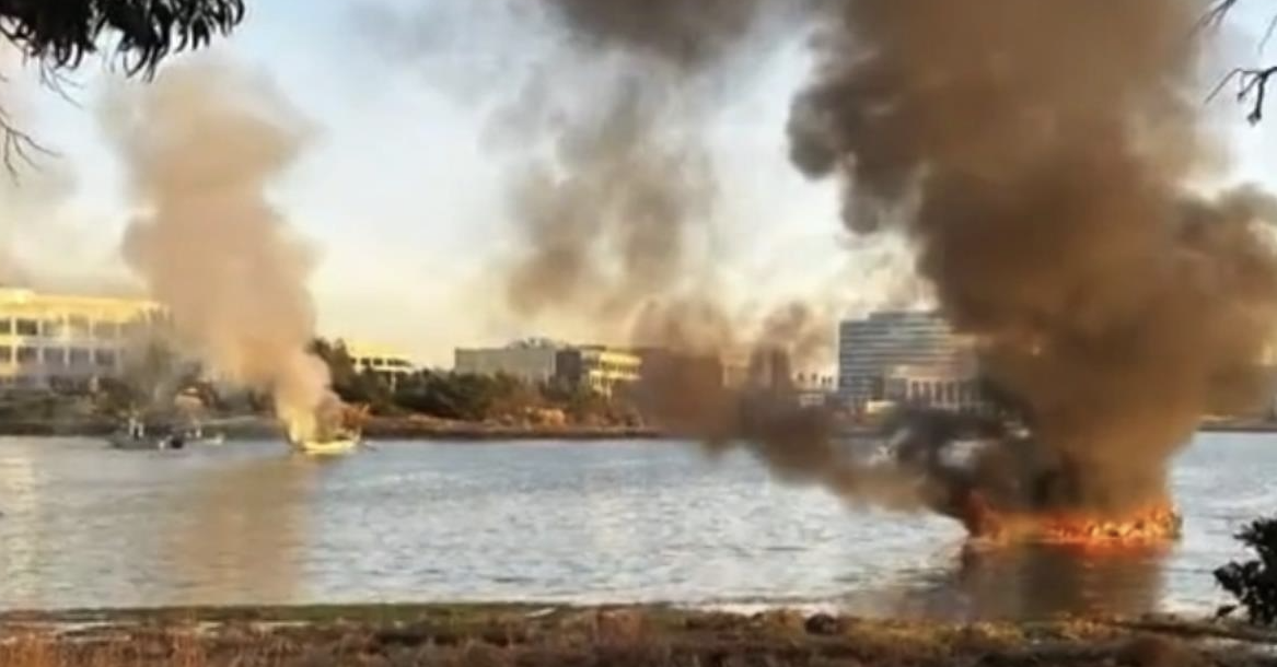 Accidents, Boat Wrecks, MOB, Crew Save, USCG, Sailors Stranded, Left at Sea