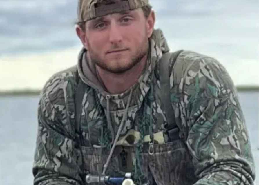 Accidents, Boat Wrecks, MOB, Crew Save, USCG, Sailors Stranded, Left at Sea