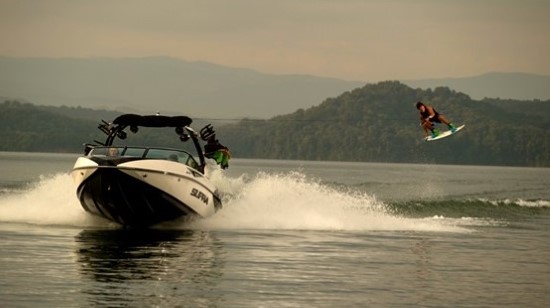 10 Boat Buying Mistakes wakeboarding