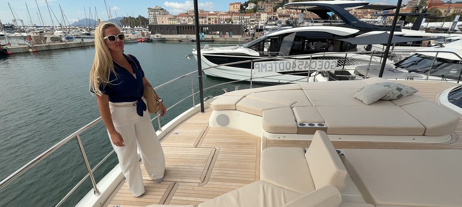 Bow of the Prestige M7