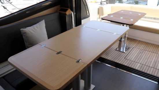 Bavaria R40 Fly doors and table