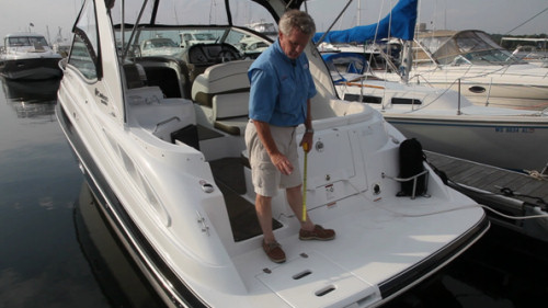 Cruisers Yachts 310 Express