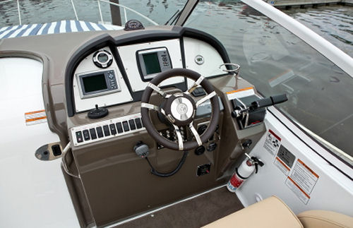 Cruisers Yachts 310 Express