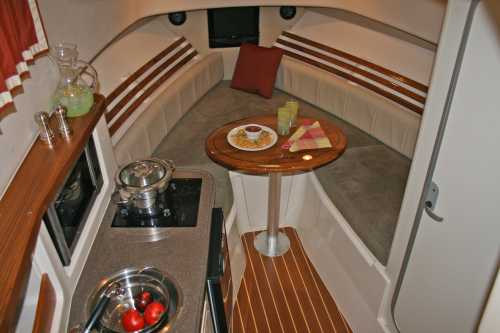 Grady-White 290 Helm