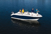 Robalo R200