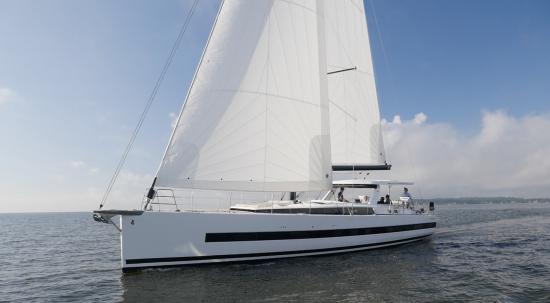 Beneteau Oceanis Yacht 62 sail