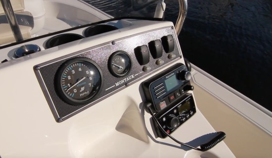 Boston Whaler 150 Montauk Guages and Switches