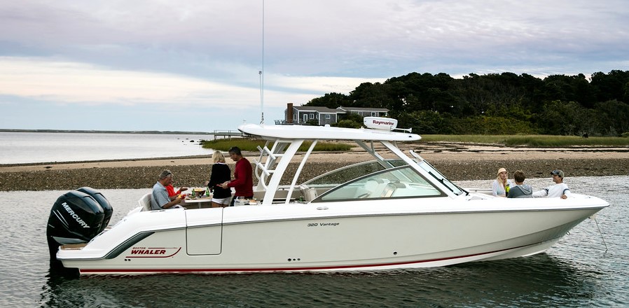 Boston Whaler 320 Vantage