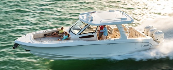 Boston Whaler 350 Realm