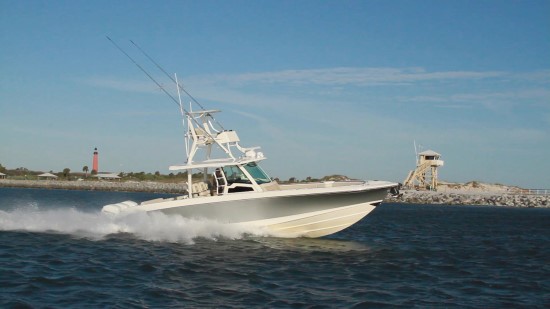 Boston Whaler 380 Outrage running cover