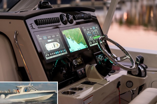 Boston Whaler 380 Realm