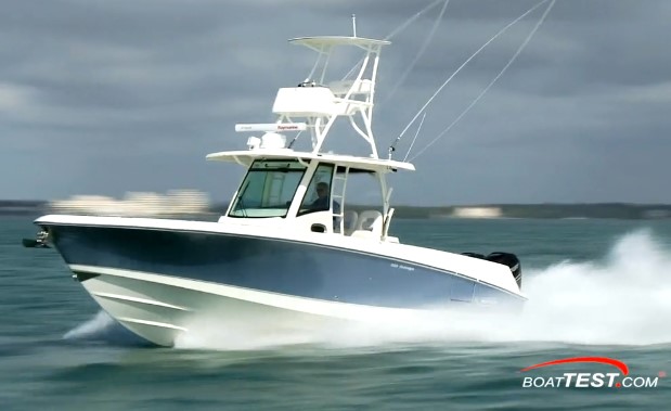 Boston Whaler 350 Outrage