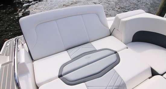 Chaparral 287 SSX stern lounger