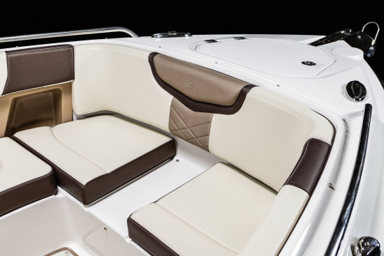 Chaparral 337 SSX upholstery
