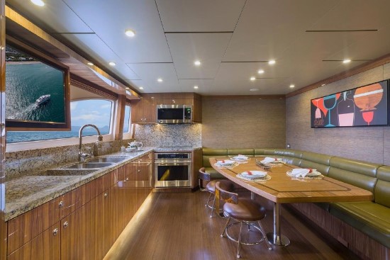 Cheoy Lee Global 104 Yacht Country-Style Design
