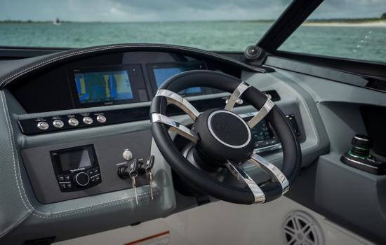 Cobalt 30SC steering wheel