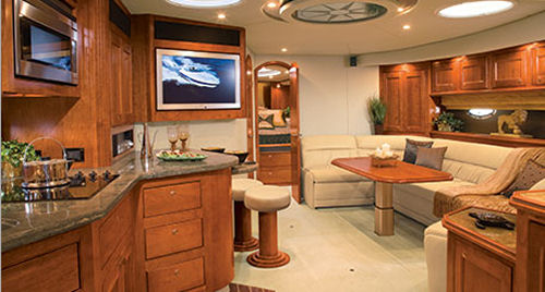 Cruisers Yachts 560 Express 