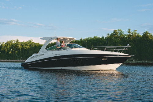 Cruisers Yachts 330 Express