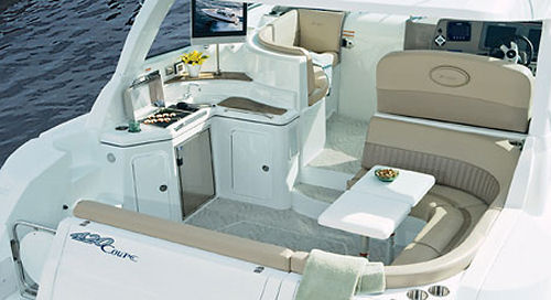 Cruisers Yachts 420 Sports Coupe