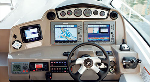 Cruisers Yachts 420 Sports Coupe