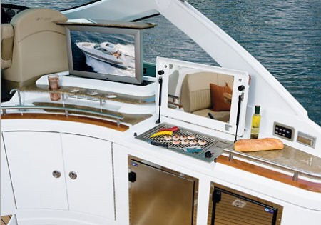 Cruisers Yachts 520 Sports Coupe