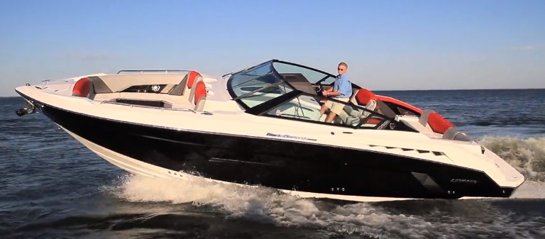 Cruisers Yachts 338 Bow Rider