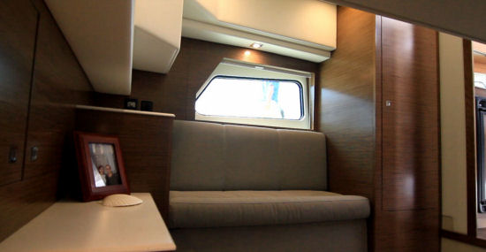 Cruisers Yachts 390 Express Coupe stateroom