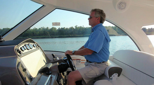 Cruisers Yachts 430 Sports Coupe