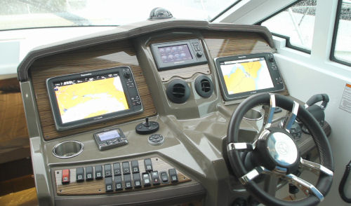 Cruisers Yachts 45 Cantius