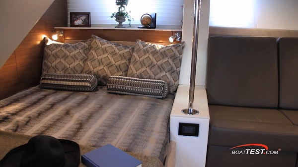 Cruisers Yachts 45 Cantius