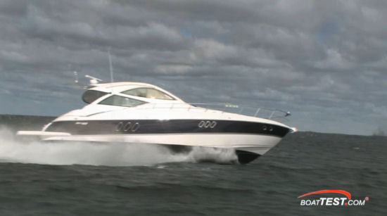 Cruisers Yachts 540 Sports Coupe