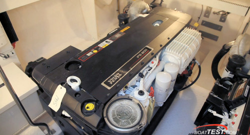 Cruisers Yachts 540 Sports Coupe