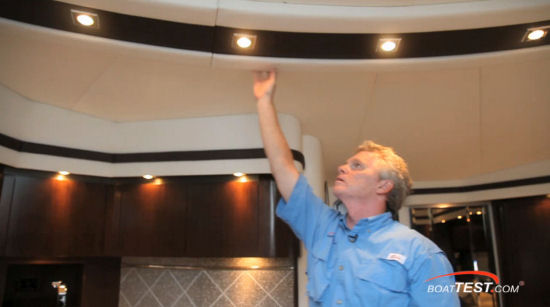 Cruisers Yachts 540 Sports Coupe