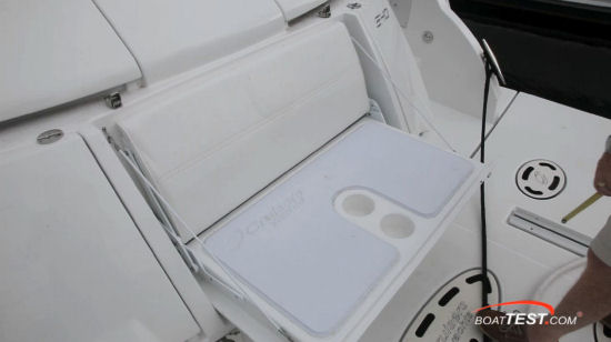 Cruisers Yachts 540 Sports Coupe