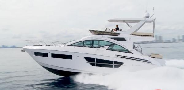 Cruiser Yachts 60 Fly