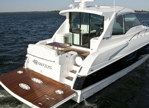 Cruisers Yachts 48 Cantius
