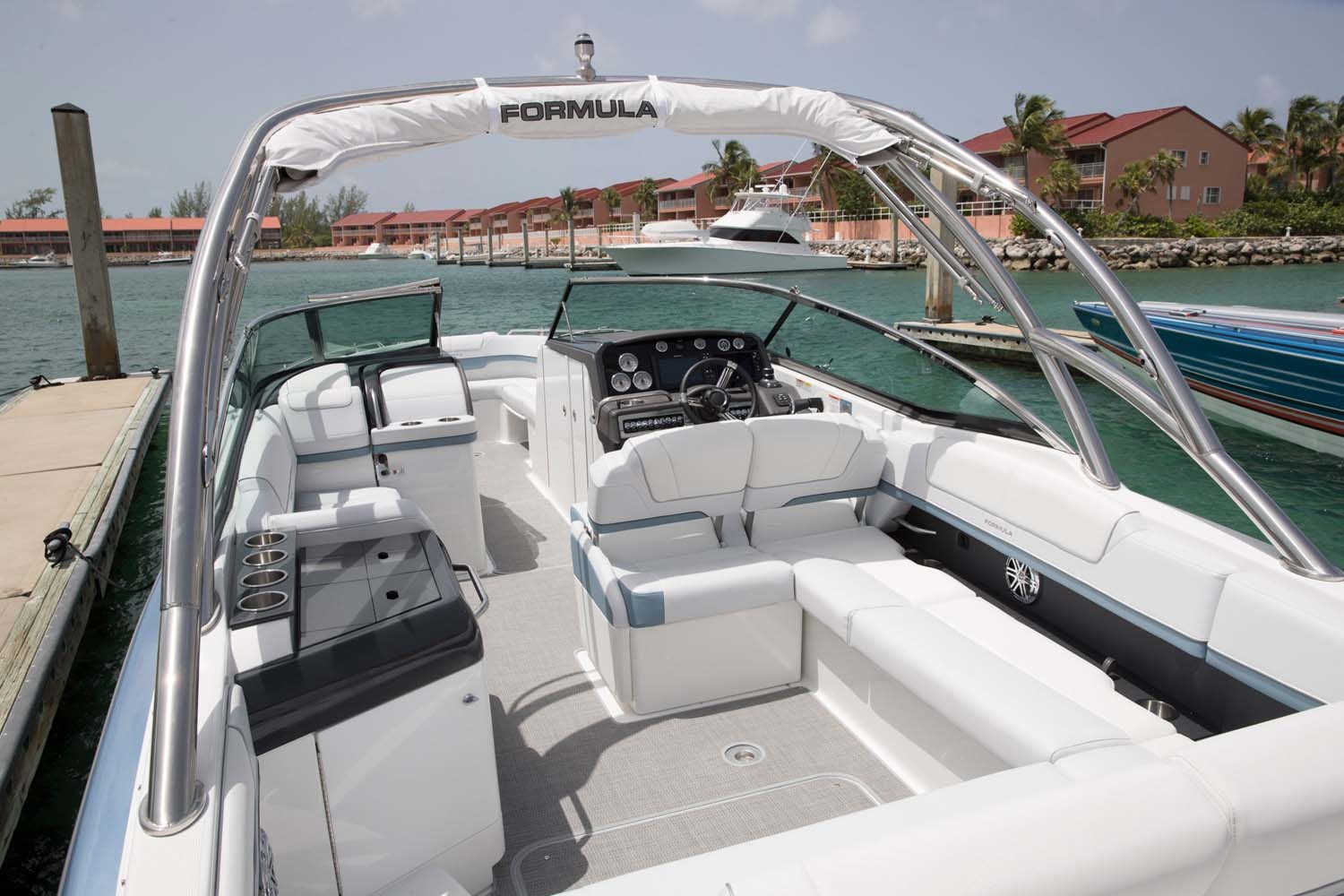 Formula 310 Bowrider