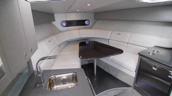 Formula 350 Sun Sport