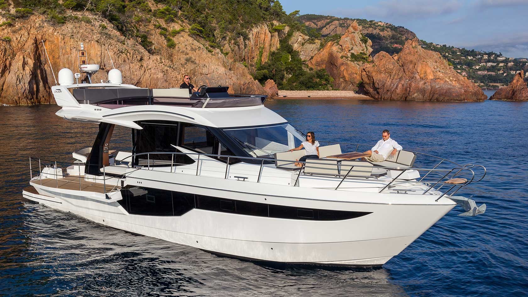 Galeon 500 Fly