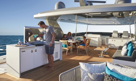 Hatteras M90 Panacera