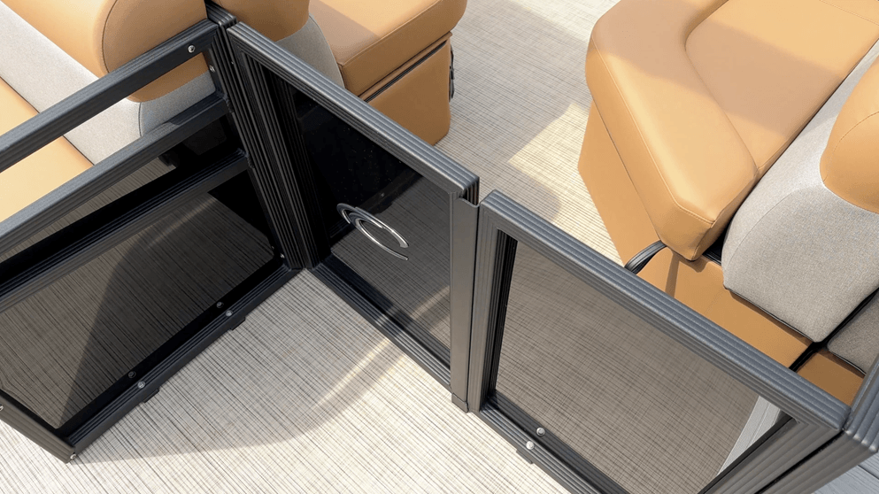 doors on pontoon