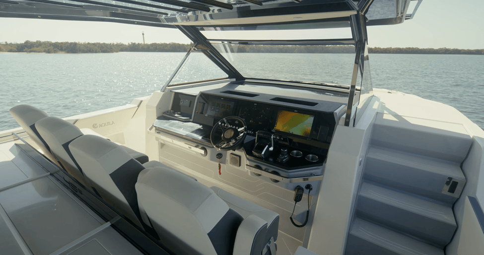 helm seats