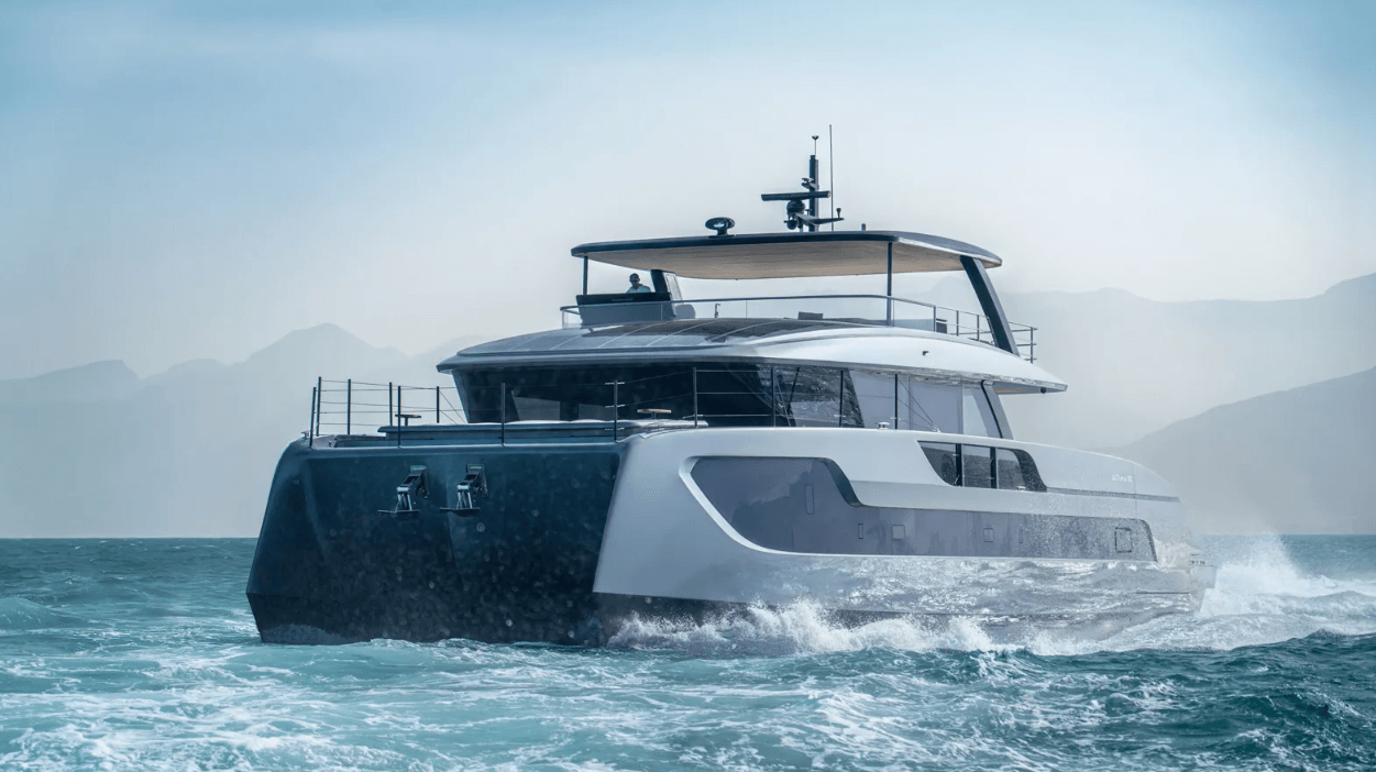 ultima 88 catamaran 